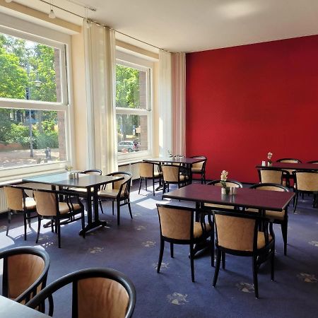 Hotel Schweizer Hof ハレ エクステリア 写真