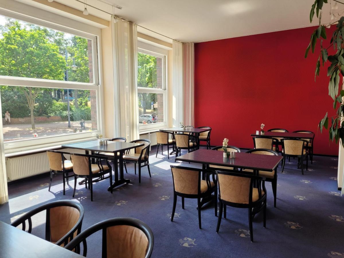 Hotel Schweizer Hof ハレ エクステリア 写真