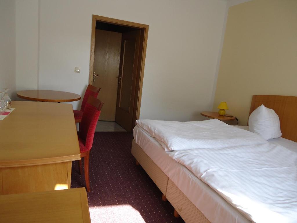 Hotel Schweizer Hof ハレ エクステリア 写真
