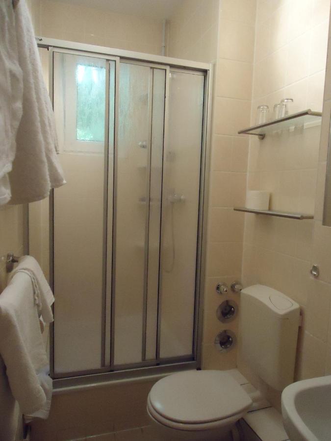 Hotel Schweizer Hof ハレ エクステリア 写真